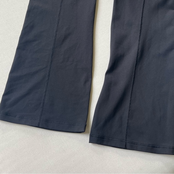 Lululemon Define Zip-Front High-Rise Flared Pant Black Special Edition - Picture 13 of 13